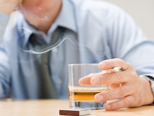 Léčba závislostí stála VZP vloni víc než miliardu korun, z toho suverénně největší podíl „spotřebovali“ alkoholici